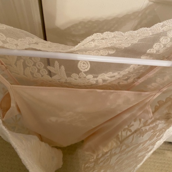 Express size XS lace dress - Picture 7 of 8